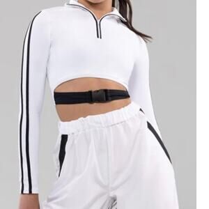 Weissman Contrast Inset Jogger and Mixify Long Sleeve crop top Medium Child